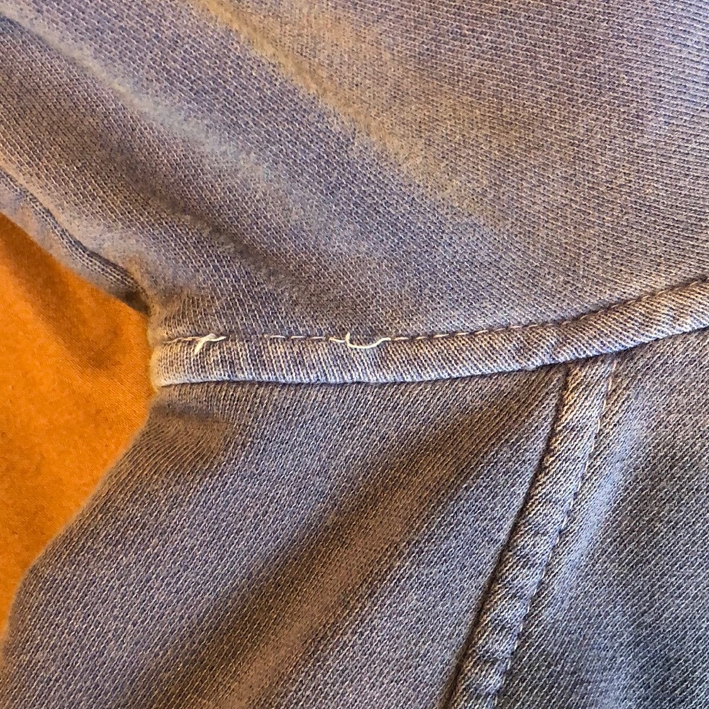 Vineyard Vines Pullover - image 7